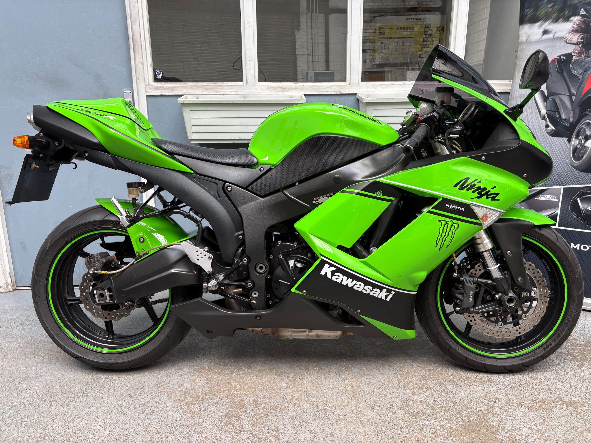 Kawasaki Ninja ZX-6R bikes for sale | AutoTrader Bikes